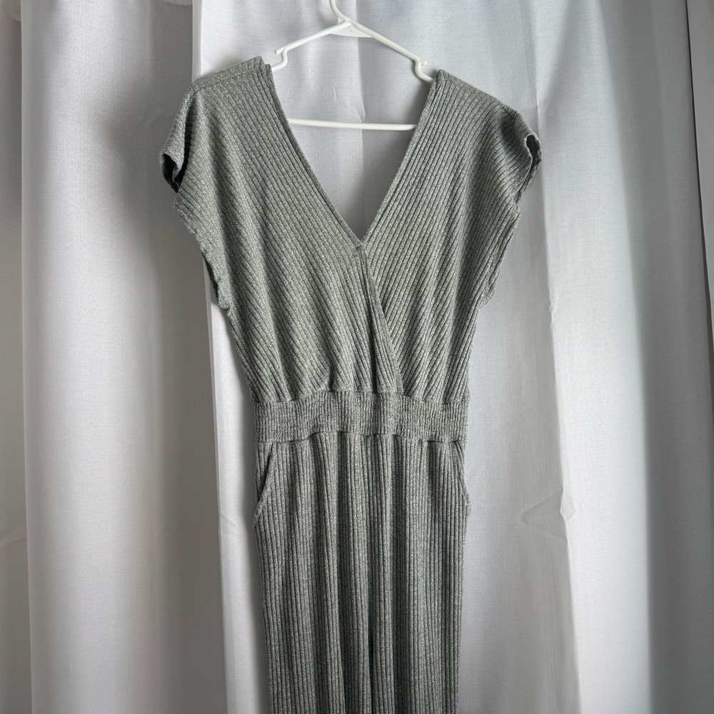 Vici Jumpsuit - Picture 4 of 5